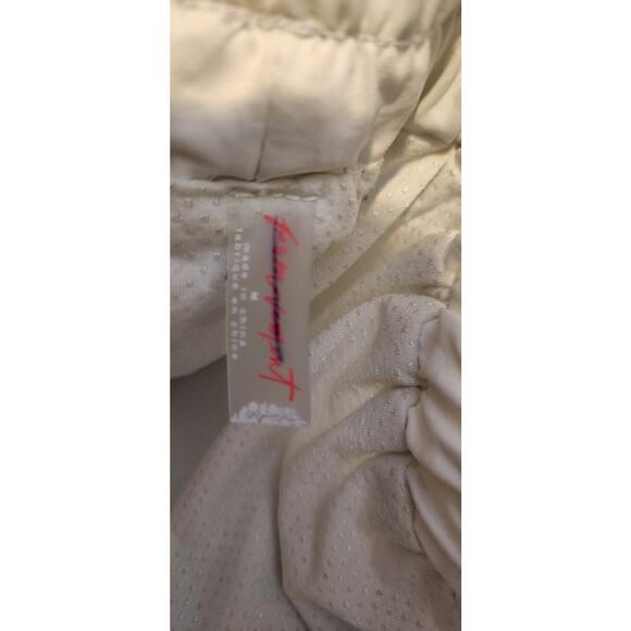 Free People Movement Solstice Shorts Size M‎ Ivory Crochet Trim Fringe Lined - Picture 8 of 11